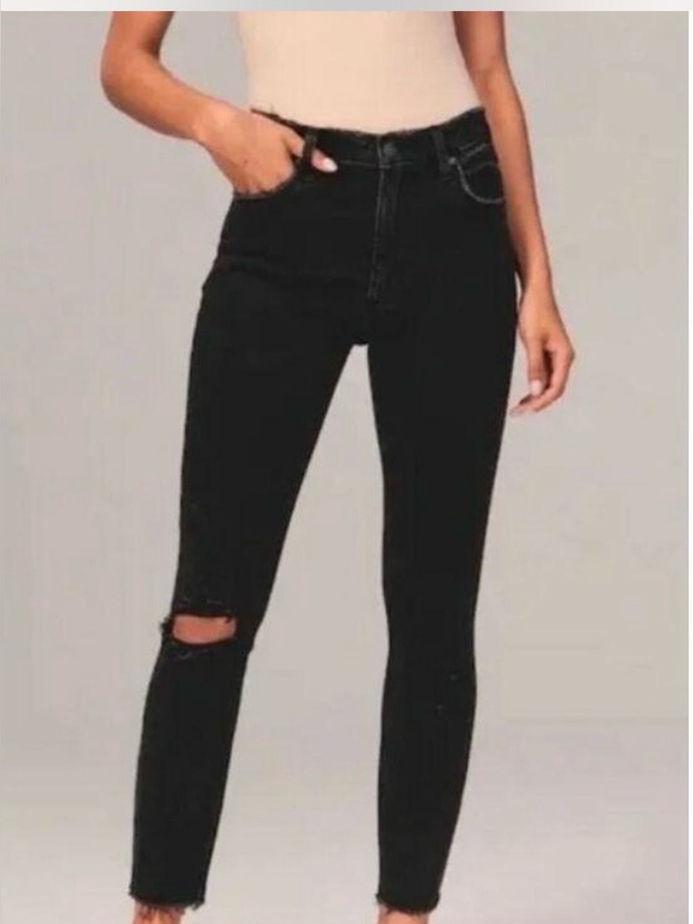 Abercrombie & Fitch Black Skinny Jeans with Knee Rip - Size 27/4